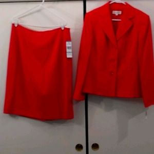 Ladies suit size 16